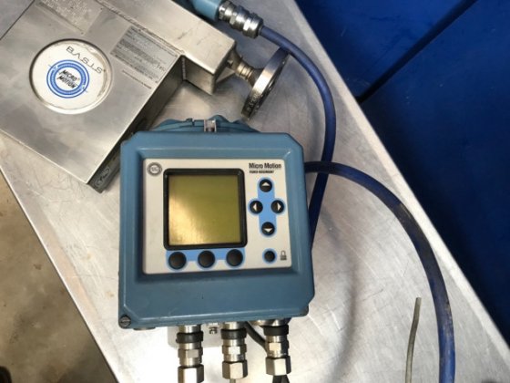 MICRO-MOTION flow transmitter and MICRO-MOTION