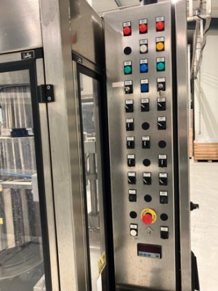 Filling line with capping machine