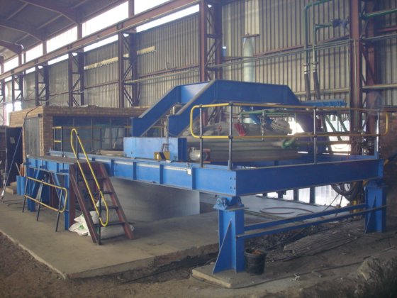 完整的12吨特种钢熔炼车间