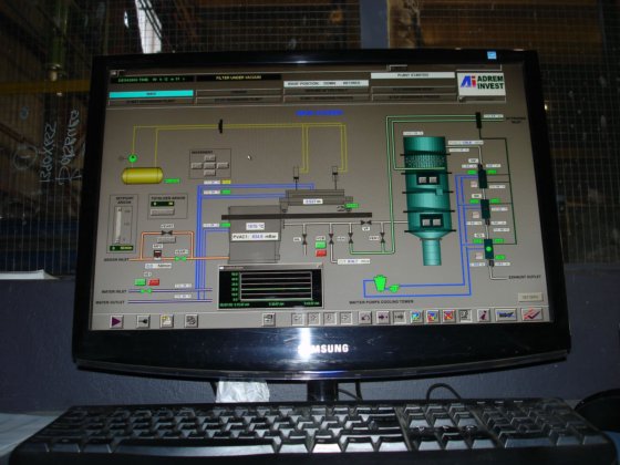 完整的12吨特种钢熔炼车间