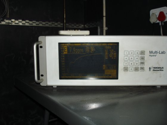 完整的12吨特种钢熔炼车间