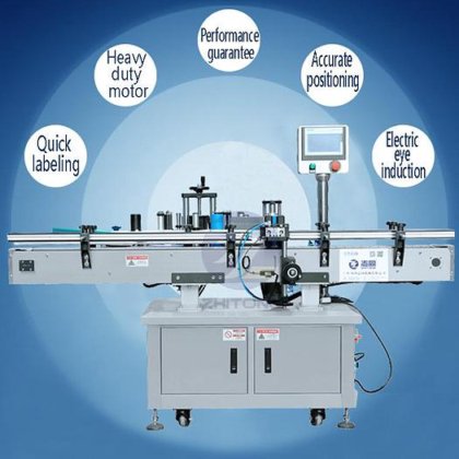 智通全自动圆瓶贴标机，用于塑料玻璃瓶罐酒的纸质不干胶标签粘贴印刷机