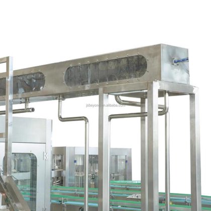 高速全自动矿泉水灌装旋盖包装设备机