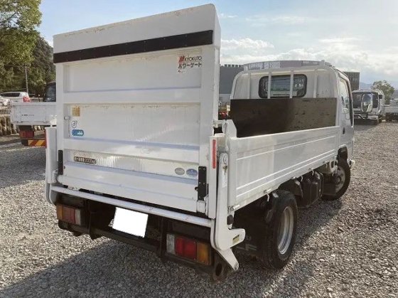 いすゞ TPG-NJR85A