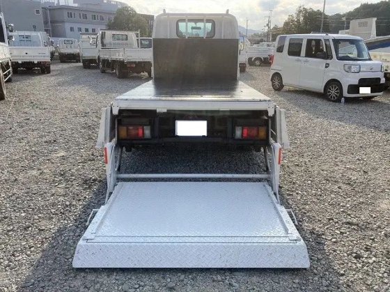 いすゞ TPG-NJR85A