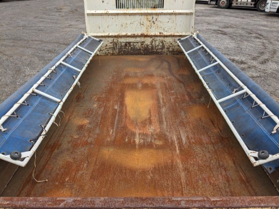 いすゞ TPG-NKR85AD