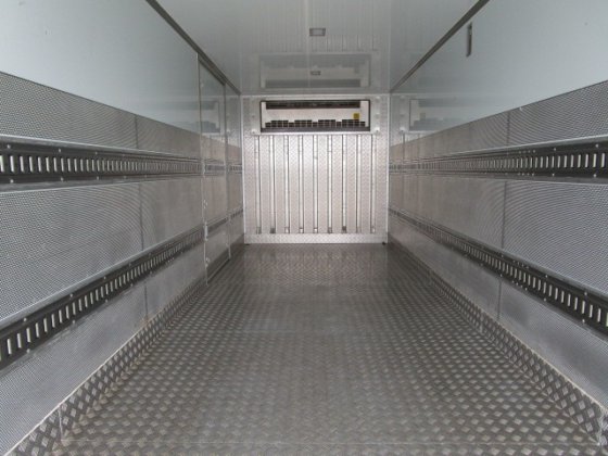 いすゞ 2PG-FRR90T2