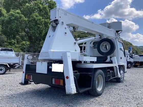 いすゞ BDG-NKR85N