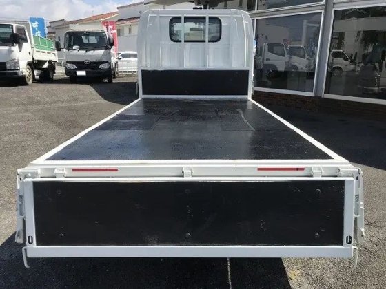 いすゞ TRG-NJS85A