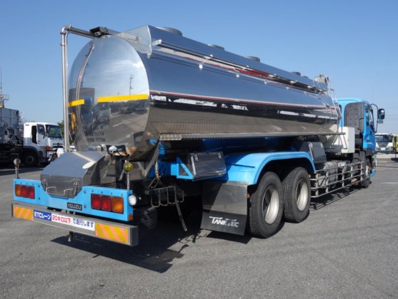 いすゞ ADG-CYL77V7