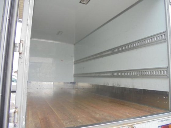 いすゞ PKG-NPR75N