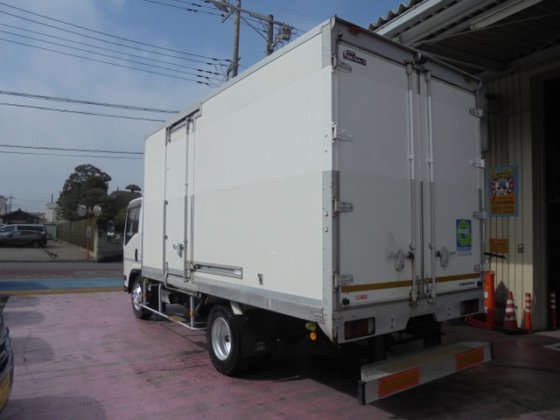 2010 いすゞ PKG-NPR75N