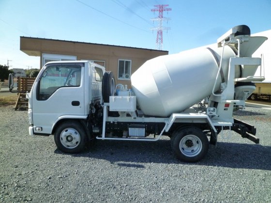 いすゞ TPG-NKR85N