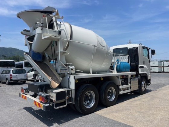 いすゞ 2PG-CXZ77DT