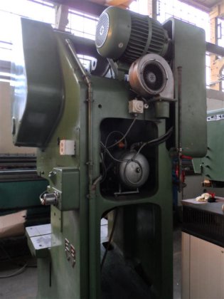 1983 BEUTLER PDR 100