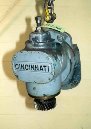 Cincinnati SWIVEL RIGHT ANGLE MILLING