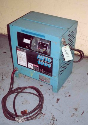 HERTNER BATTERY CHARGER in Holland,