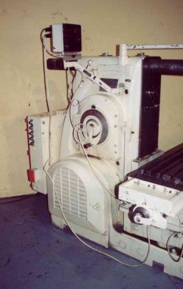 Kearney & Trecker 315TF-15 in