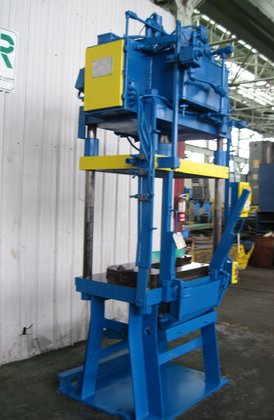 WILL BROTHERS 20 TON HYDRAULIC