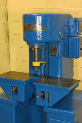 Denison 0004 4 TON HYDRAULIC