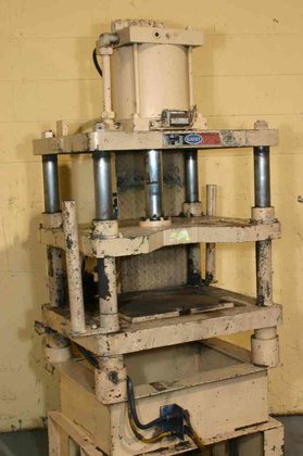 Danly 0005 5 TON PNEUMATIC