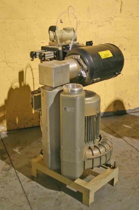 DIETZ VACUUM PUMP in Holland,