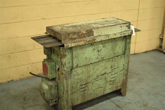 Lockformer 8100 SERIES CLEATFORMER 22