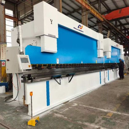 工場出荷時の価格の油圧プレス ブレーキ