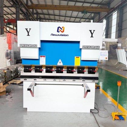 油圧式CNC曲げ機