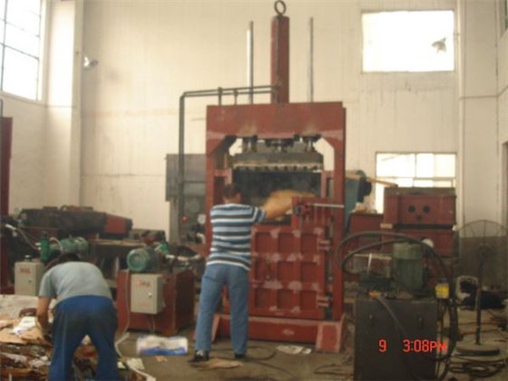 Flims 用の油圧縦ベーラー機械プレス スクラップ