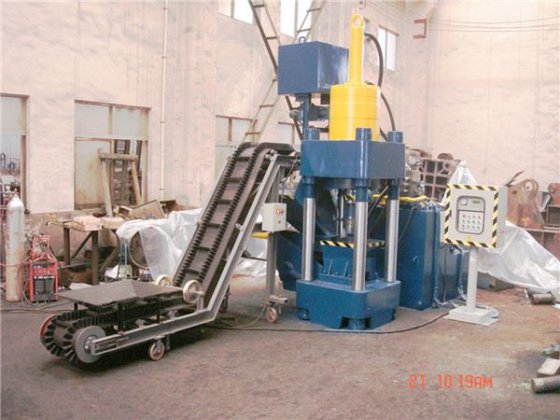 中国製造スクラップ金属チップ練炭機