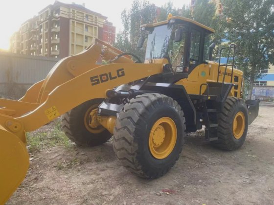 L956f Loader Good Conditional 5