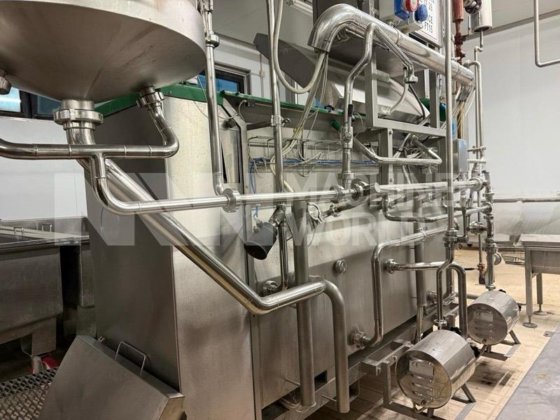 完整的软奶酪工厂包括马苏里拉奶酪、意大利乳清干酪、马斯卡彭奶酪和奶油奶酪