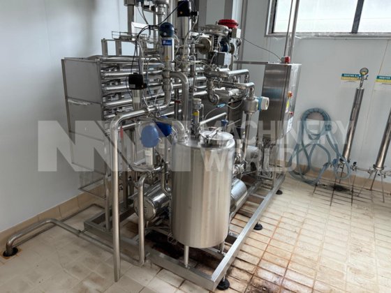 完整的软奶酪工厂包括马苏里拉奶酪、意大利乳清干酪、马斯卡彭奶酪和奶油奶酪