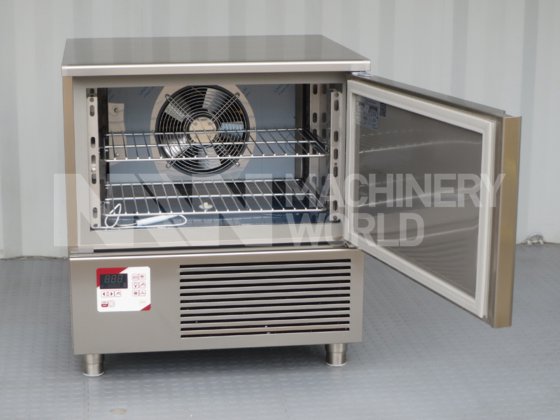 全新 CK100 高炉冷冻机