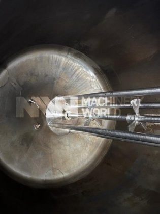 750 升 APV 不锈钢混合罐，配有 7.5