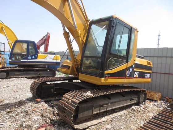 2018 CATERPILLAR 320B