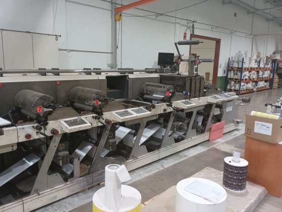 2008 NILPETER FA4 -8色