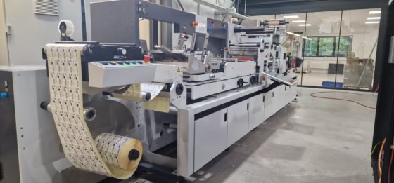 2013 ABG B5010 / 小册子印刷机