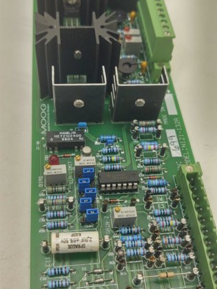 MOOG N121-132A SERVO Controller N121132A