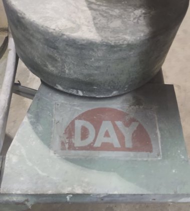 DAY Vibrating Table Classifier Screener