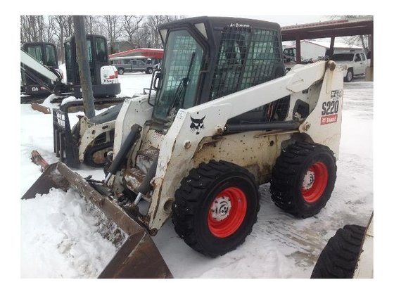 2008 Bobcat S220 Skid-Steer Loader