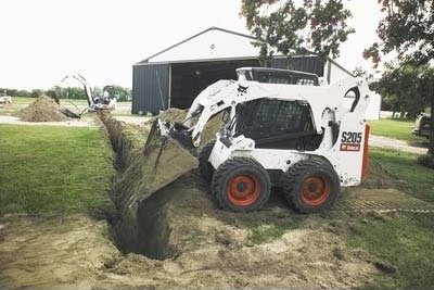 2011 Bobcat S205 Skid-Steer Loader