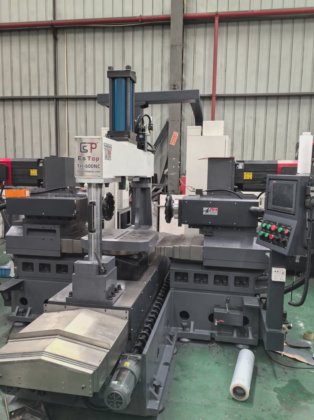 エス・トップ CNC デュプレックス ミーリング マシン