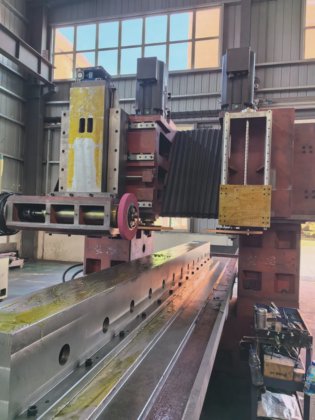 Es Top 大型工件操作简便 CNC 龙门式平面磨床