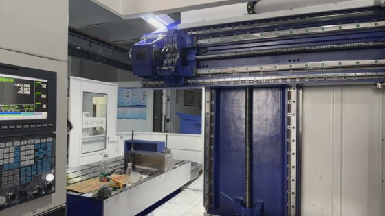 ボテックスタイルモールド高精度加工エストップCNC深穴 drilling マシン