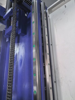 Es Top 数控深孔钻床 Dh-1817 深孔加工管道连接器数控枪钻