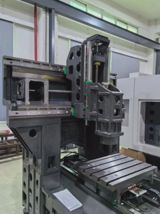 静态动态磁盘加工 Estop CNC 5 轴加工中心作为