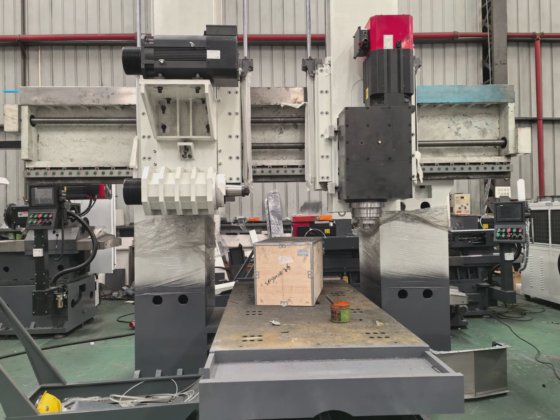 中国专业制造商 Es-Top 高效双面铣床 CNC 双头铣床