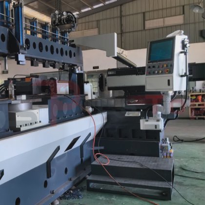 Machine de fraisage CNC duplex